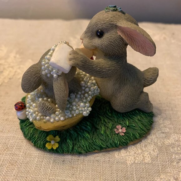 Fitz and Floyd Charming Tails "Wash Away Those Worries" Figurine 89/111 Retired - Picture 3 of 6